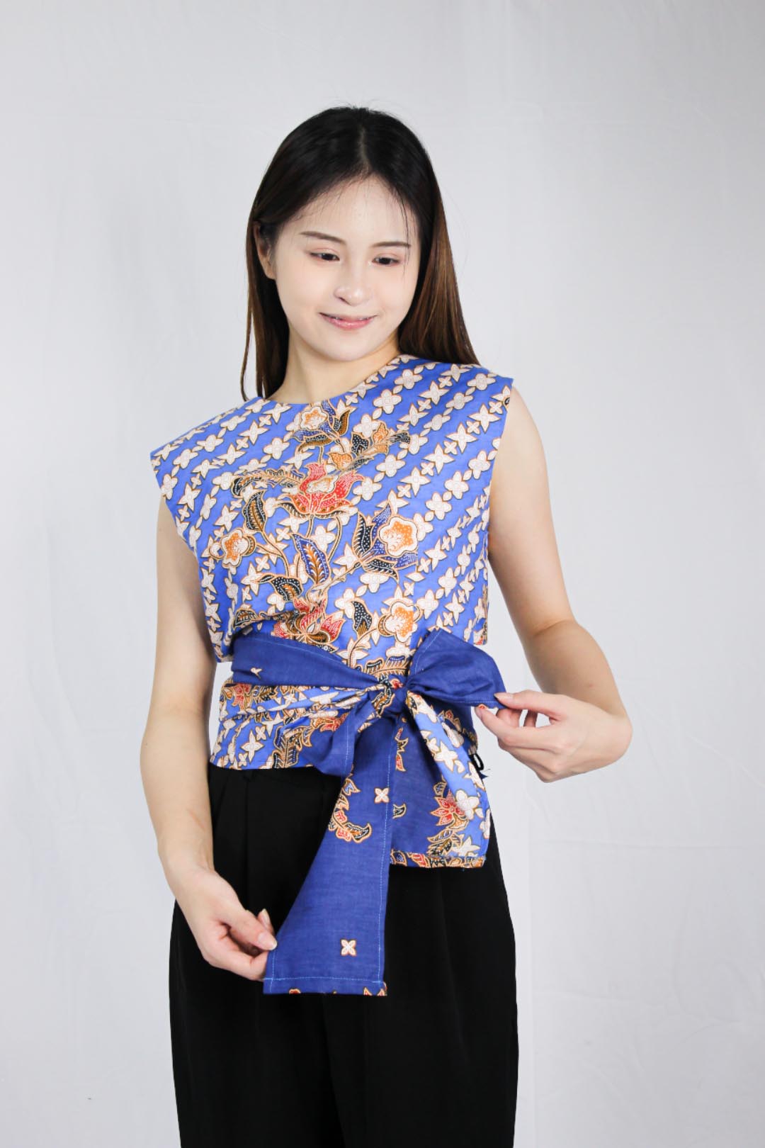 Sadie Ribbon Top ( Red) L Size