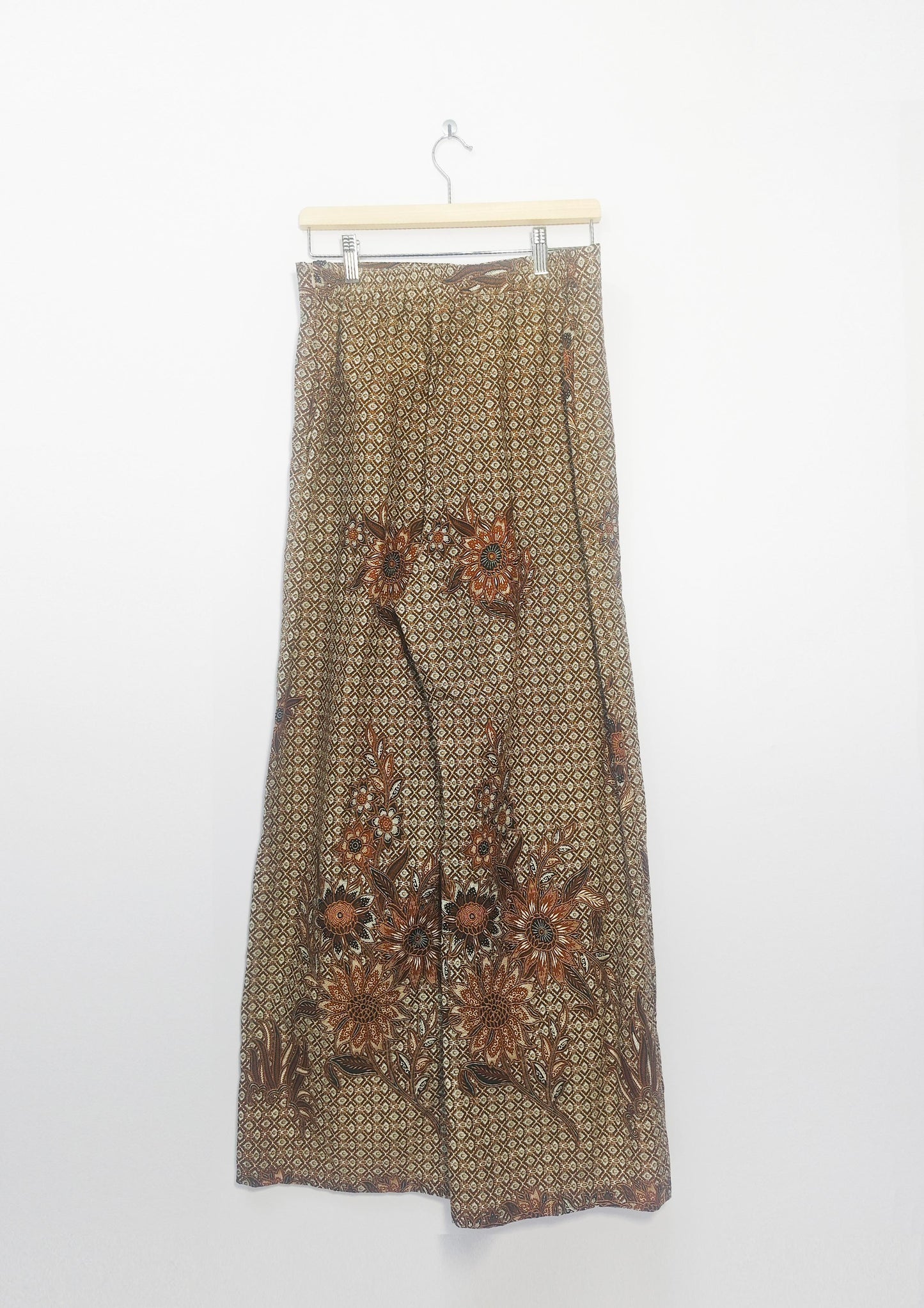 Olivia Palazzo Batik Long Pant (Brown) L Size