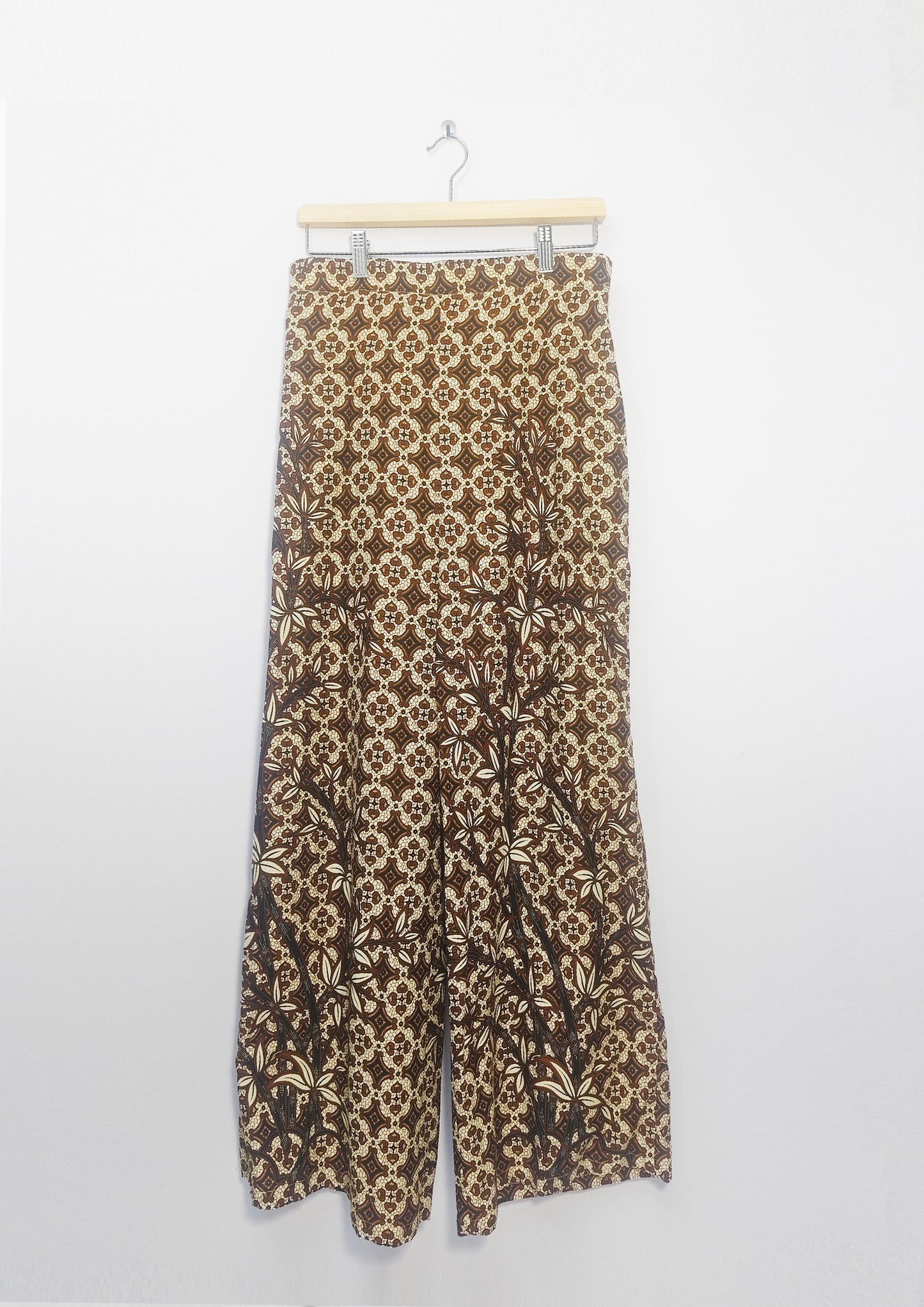 Olivia Palazzo Batik Long Pant (Brown Flora) L Size