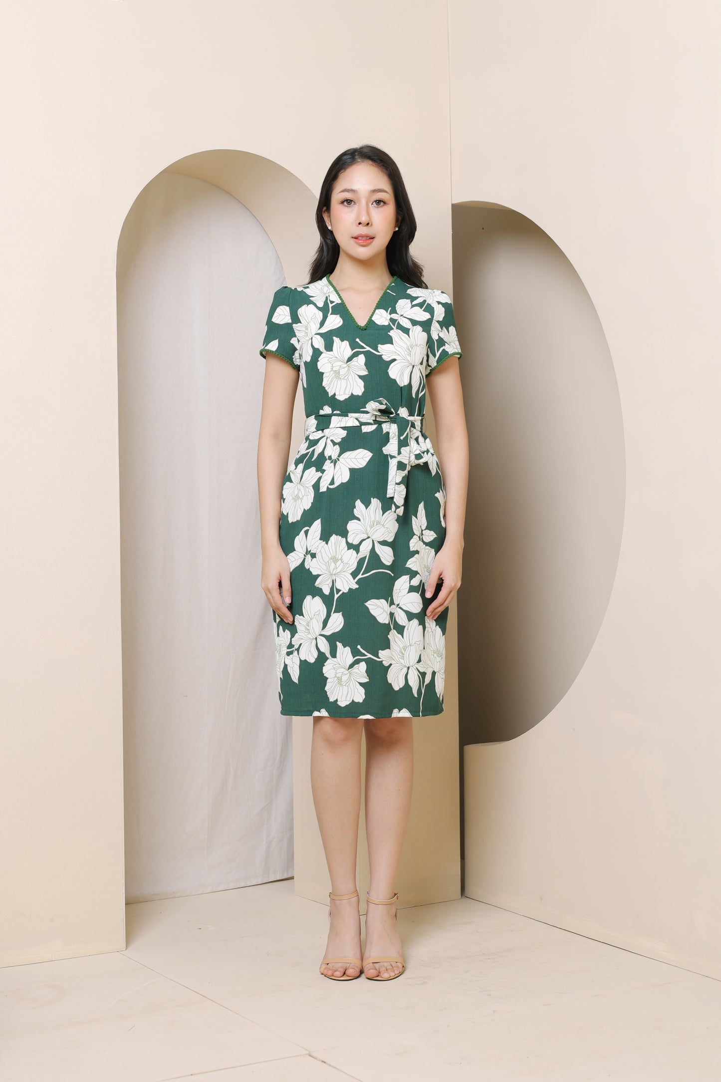 Laura V- Neck Flora Dress in Green