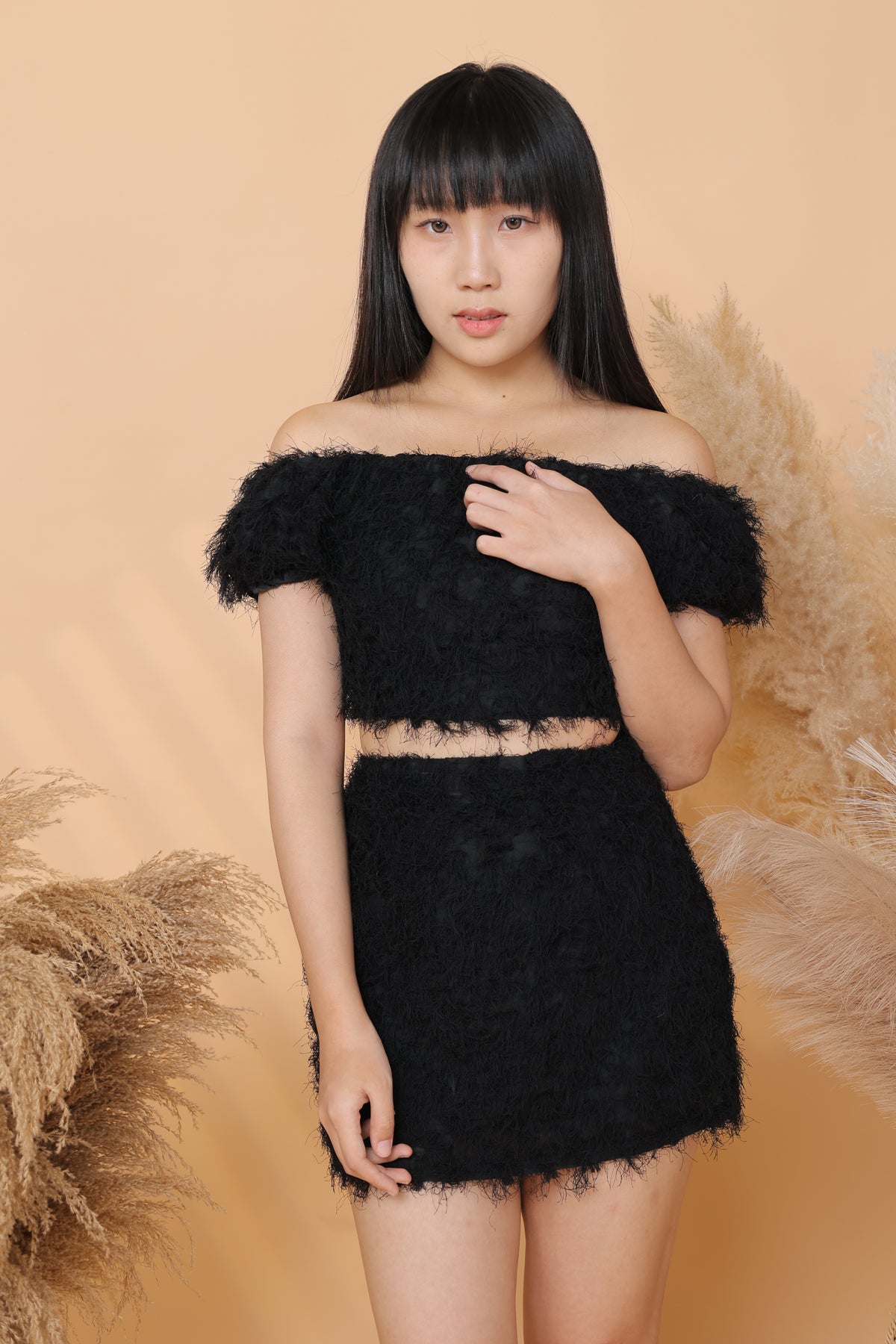 Candy Fluffy Off Shoulder Two Piece Set (Black)