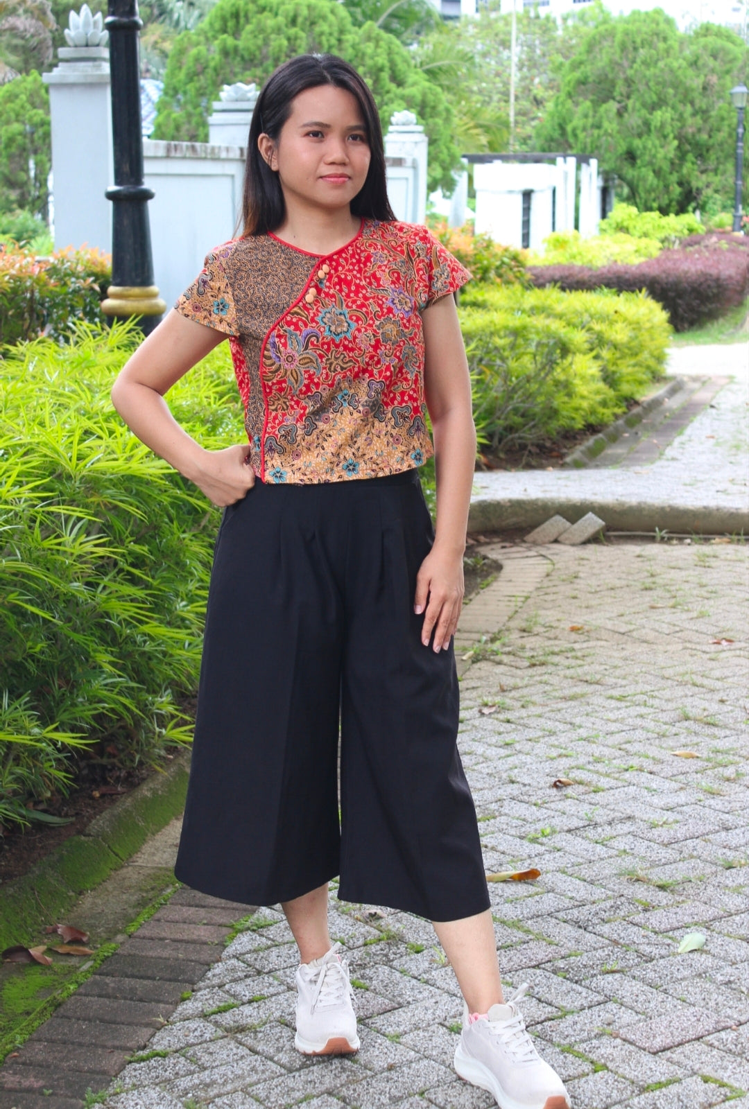 Rubbie Round Neck Crop Top (Pink) Size L
