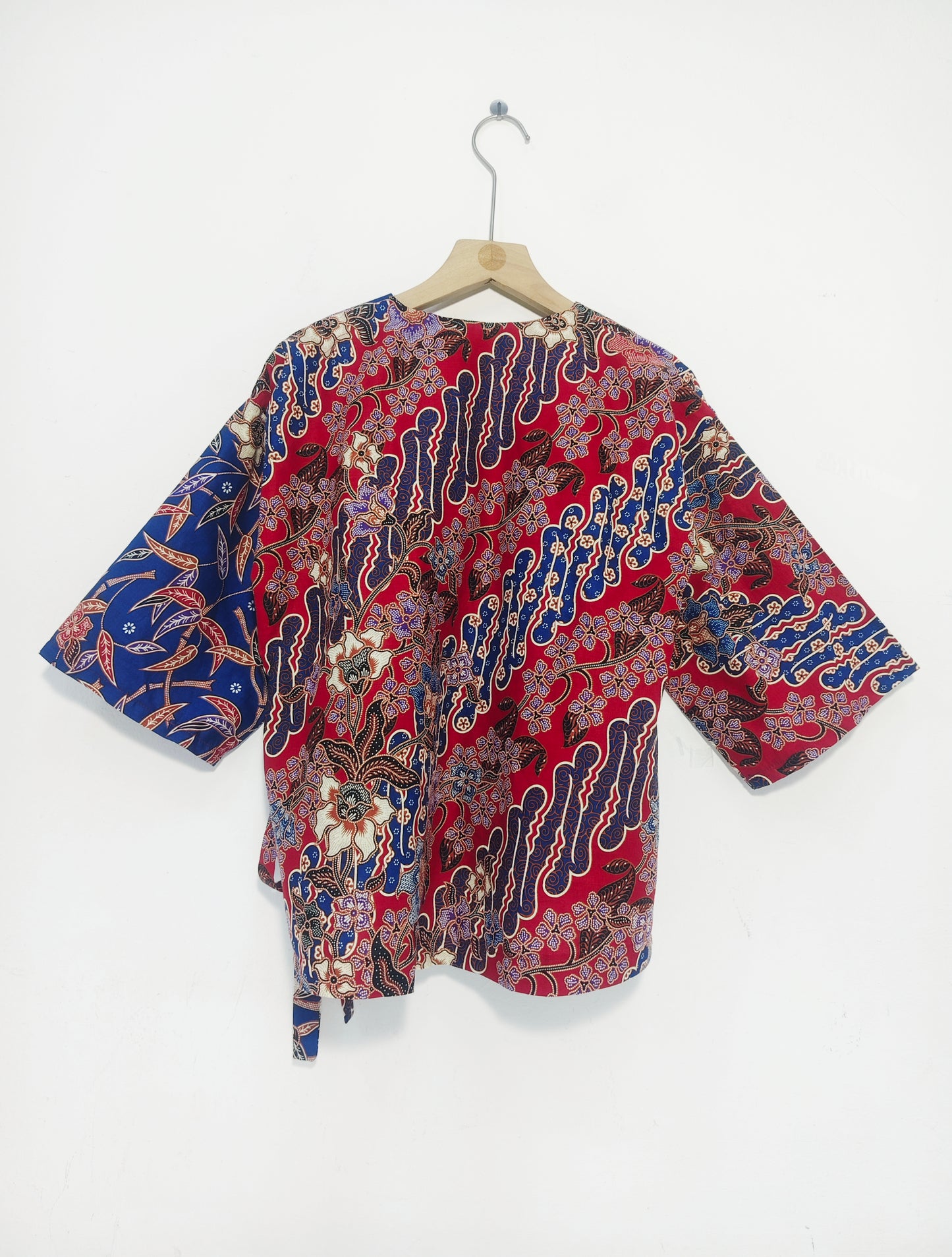 Mollie Kimono Top (Red Blue)